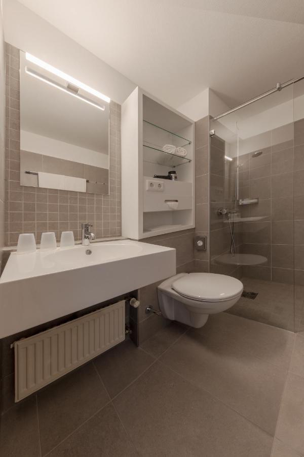 Michels Gaestehaus Meerzeit นอร์เดอร์ไน ภายนอก รูปภาพ