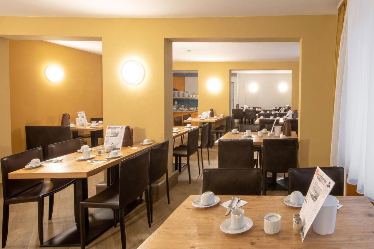 Michels Gaestehaus Meerzeit นอร์เดอร์ไน ภายนอก รูปภาพ