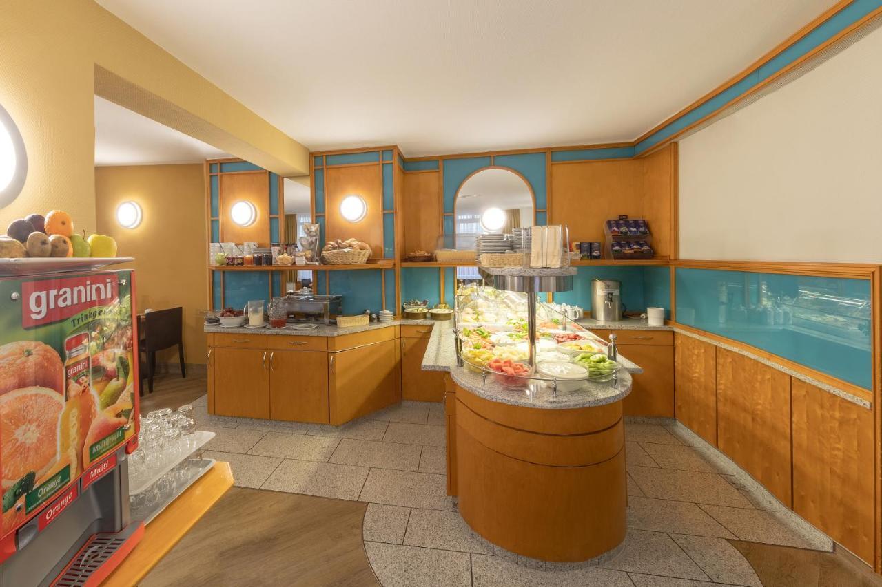 Michels Gaestehaus Meerzeit นอร์เดอร์ไน ภายนอก รูปภาพ