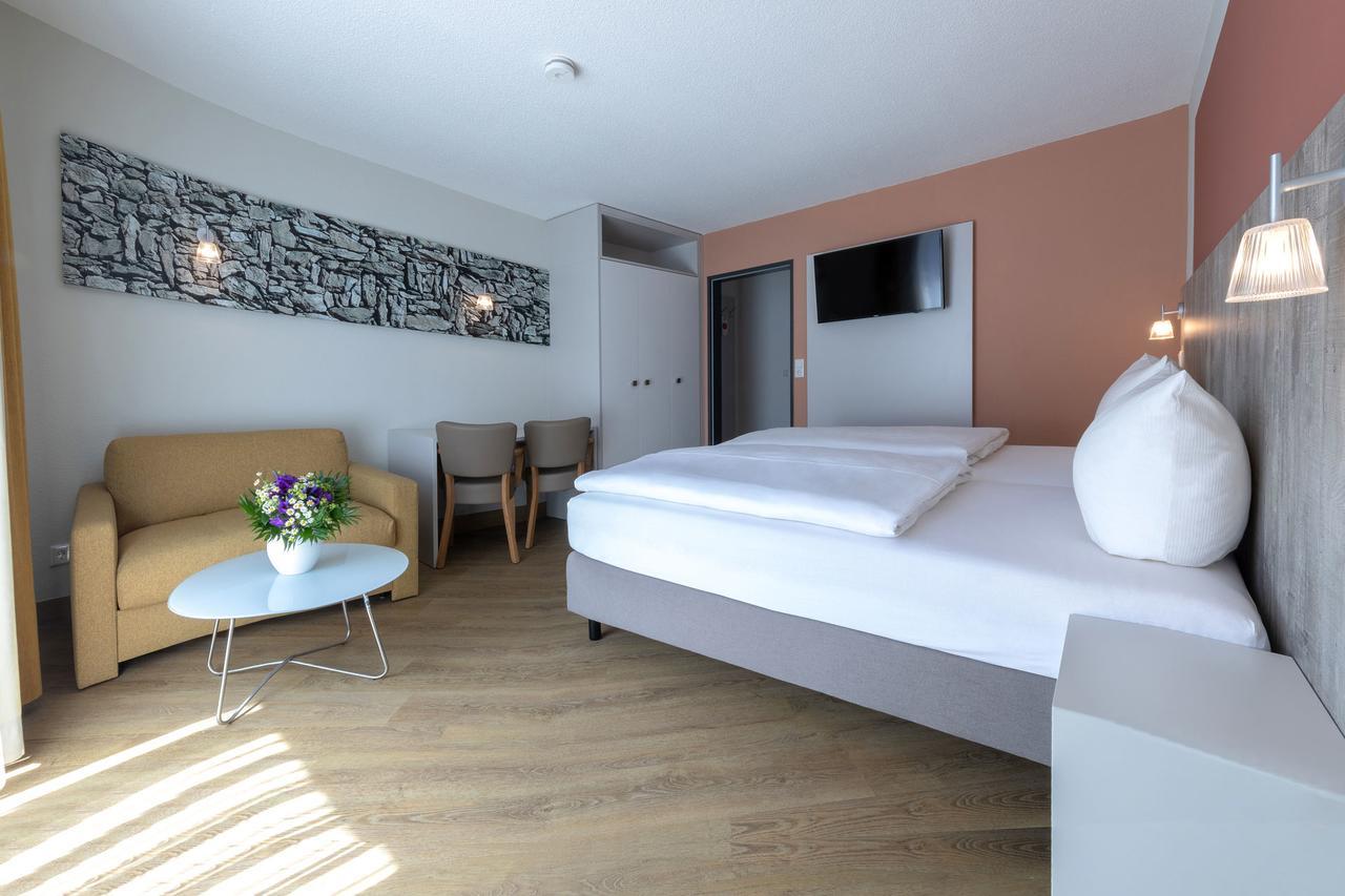 Michels Gaestehaus Meerzeit นอร์เดอร์ไน ภายนอก รูปภาพ