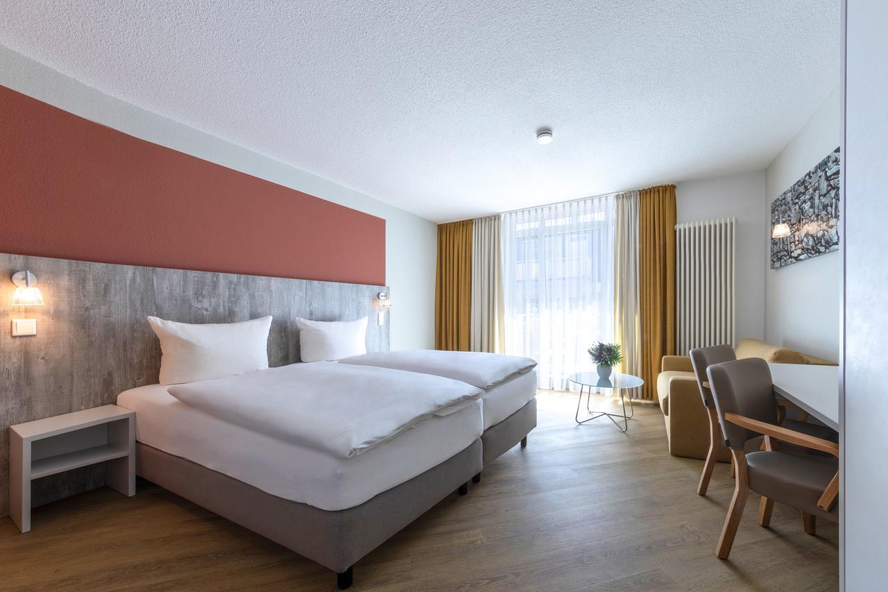 Michels Gaestehaus Meerzeit นอร์เดอร์ไน ภายนอก รูปภาพ